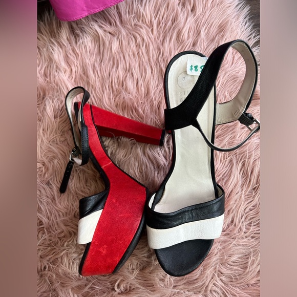 Stuart Weitzman Platform Sandals - Picture 3 of 4